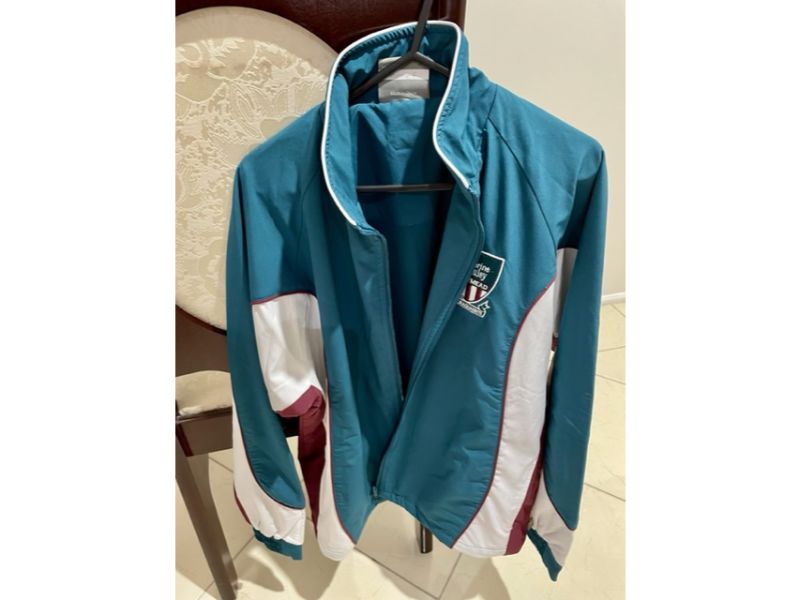 anneuniform-img-8998