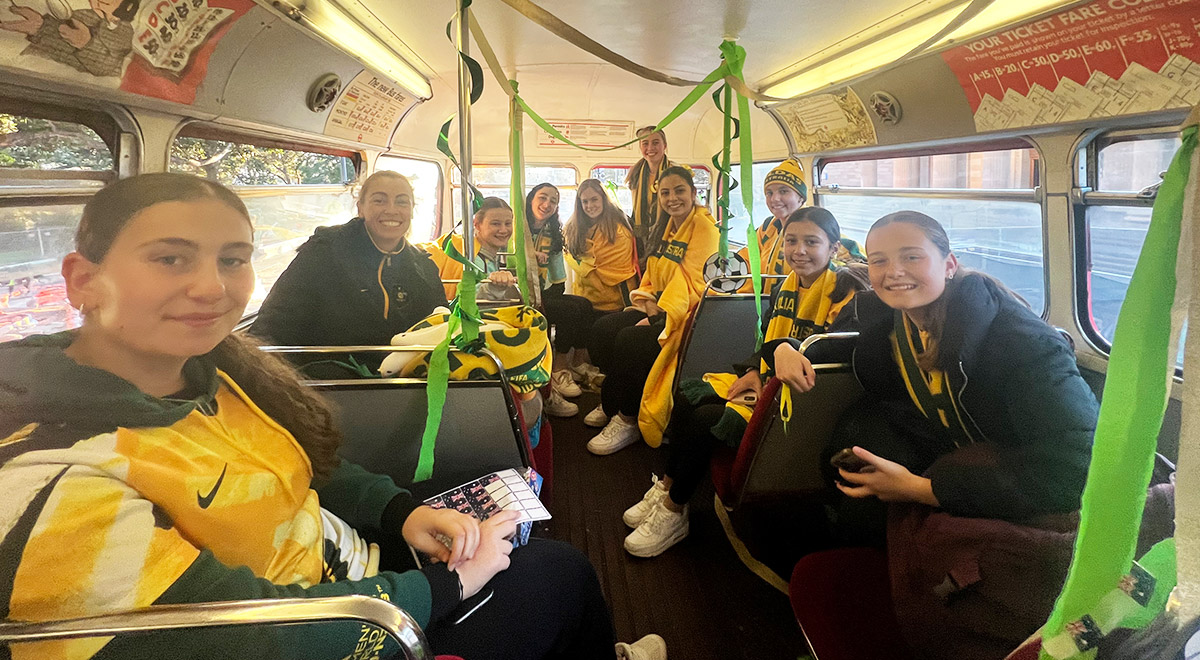 McAuley Students Celebrate The Matildas With Channel 7 Sunrise Team 06