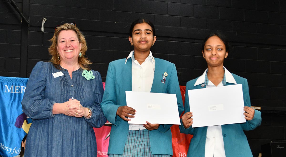 Mrs Leesa Feilen, Projects and Communications Lead, Mercy Foundation, with Majerin P. and Shenaya N. who were both awarded for their artwork entries in the Mercy Youth Awards 2023