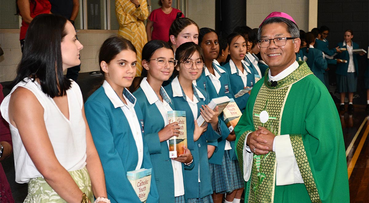 Bishop Vincent with Year 7 students at the Catherine McAuley Westmead Opening School Mass