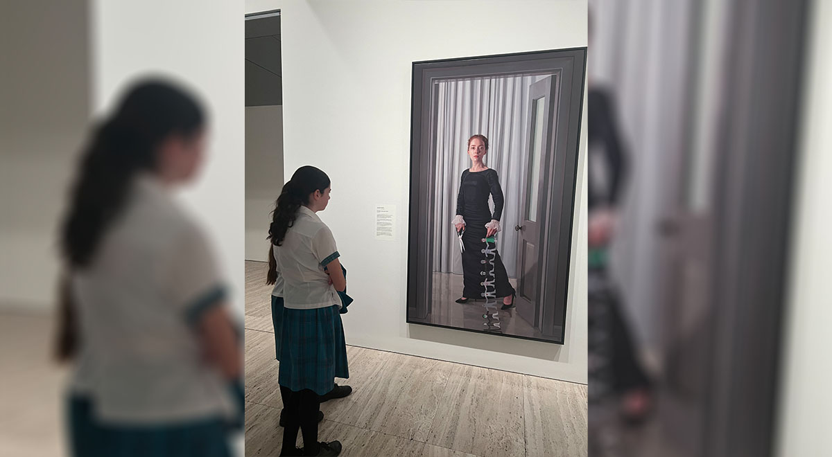 Years 9 and 10 Visual Arts students visited the Archibald, Wynne and Sulman exhibition at the Art Gallery of NSW.