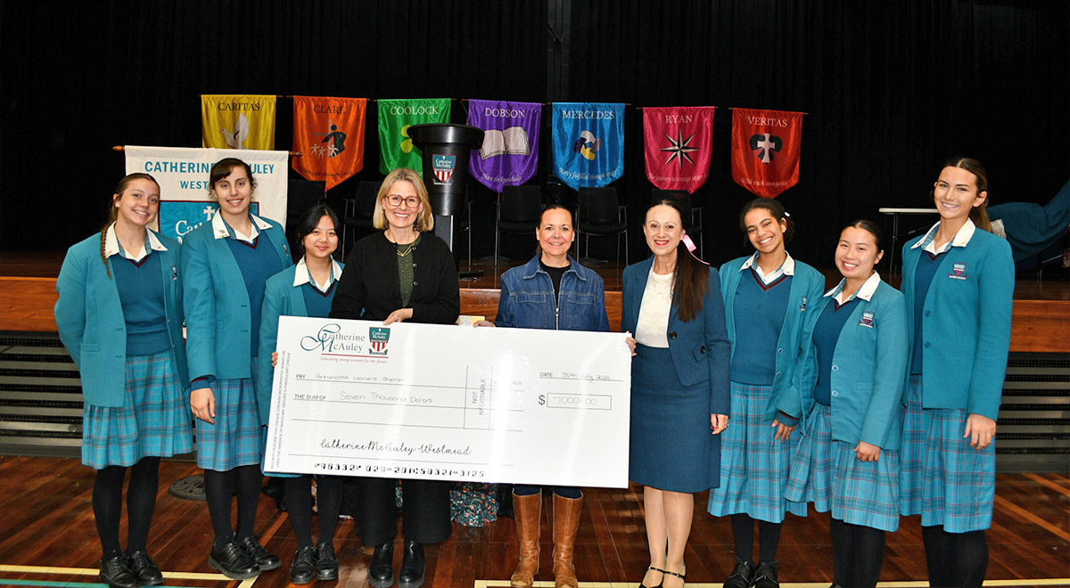 Julia Fleming, Education Officer, Women’s Community Shelters and Tania Smith, Executive Officer Client Services, Parramatta Women’s Shelter with Principal Mary Refalo and Student Leaders.