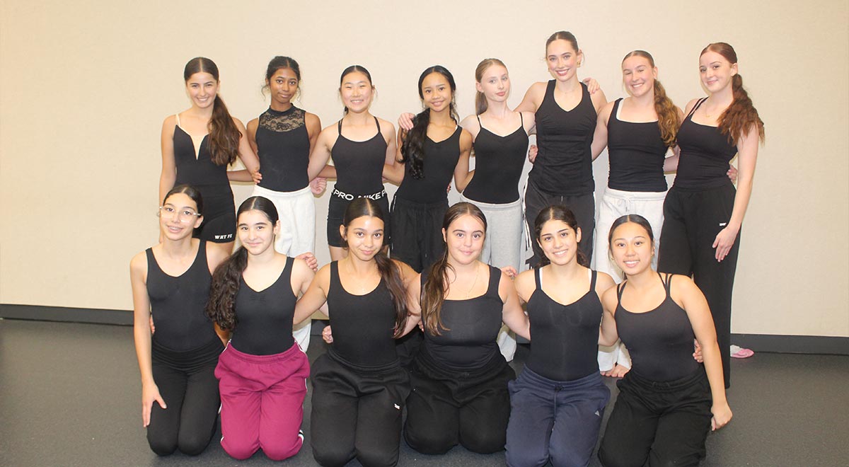 Guest artist Jade Lee ran a workshop for Year 9 Dance Elective students.