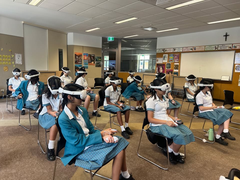 571904604499888_1483082350048771-1