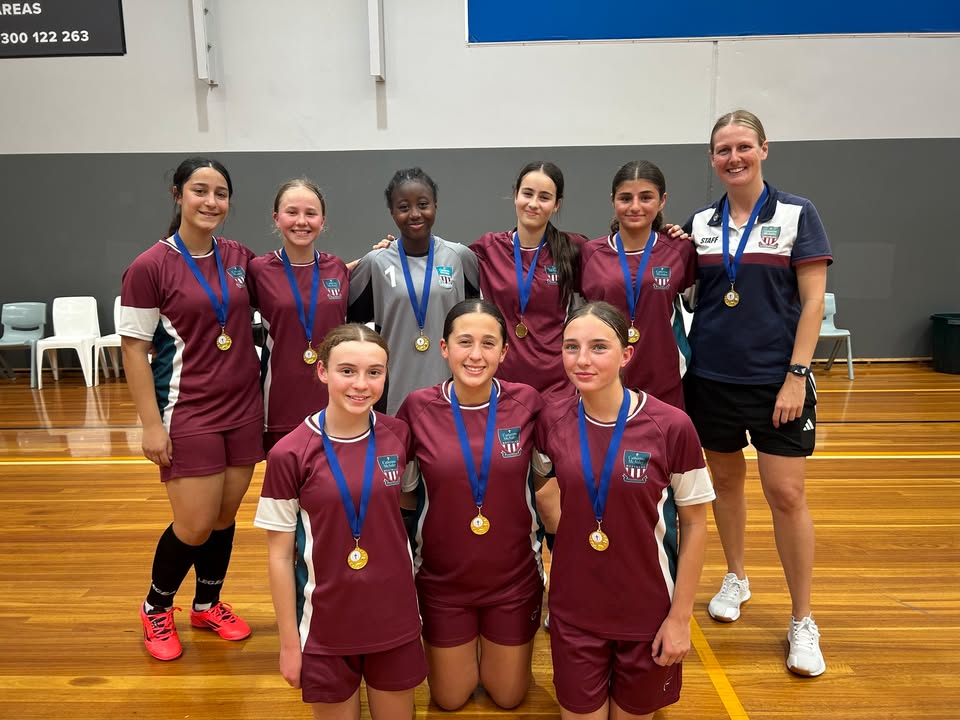 571904604499888_1485832723107067-1