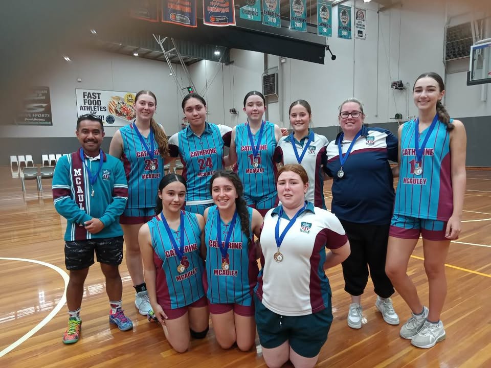 571904604499888_1496705972019742-1