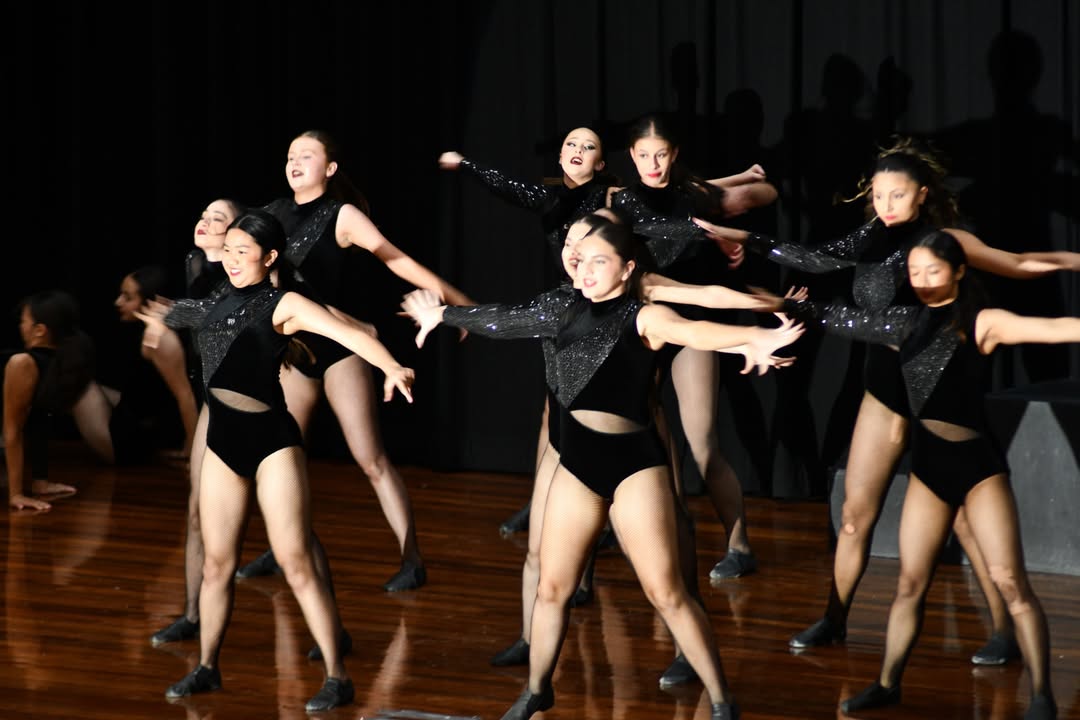 571904604499888_1501556908201315-1