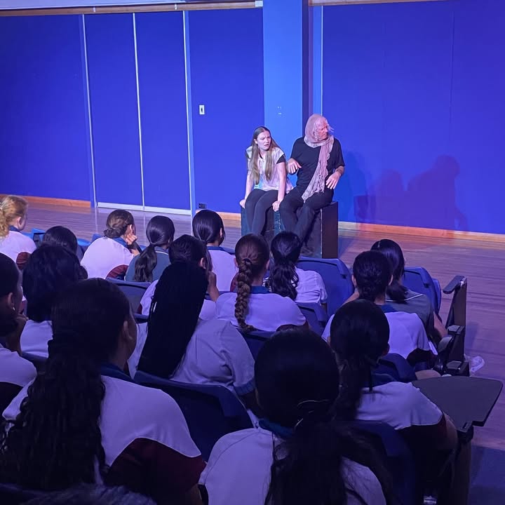 571904604499888_1503043624719310-1