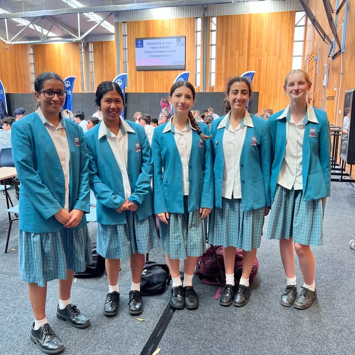 571904604499888_1503058291384510-1