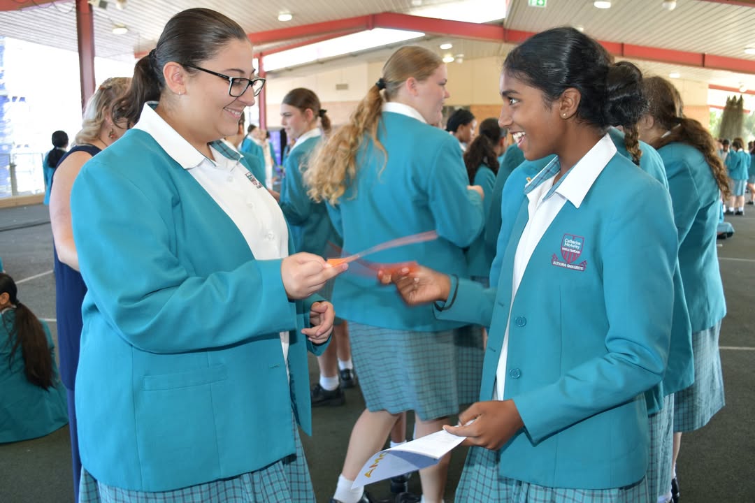 571904604499888_1504665654557107-1