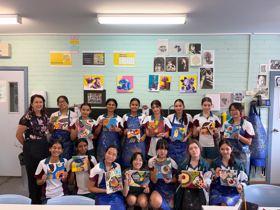 571904604499888_1515673750122964-1