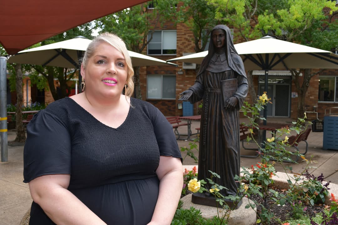 571904604499888_1553560773000928-1