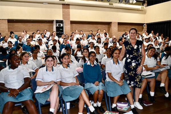 571904604499888_1567305668293105-1