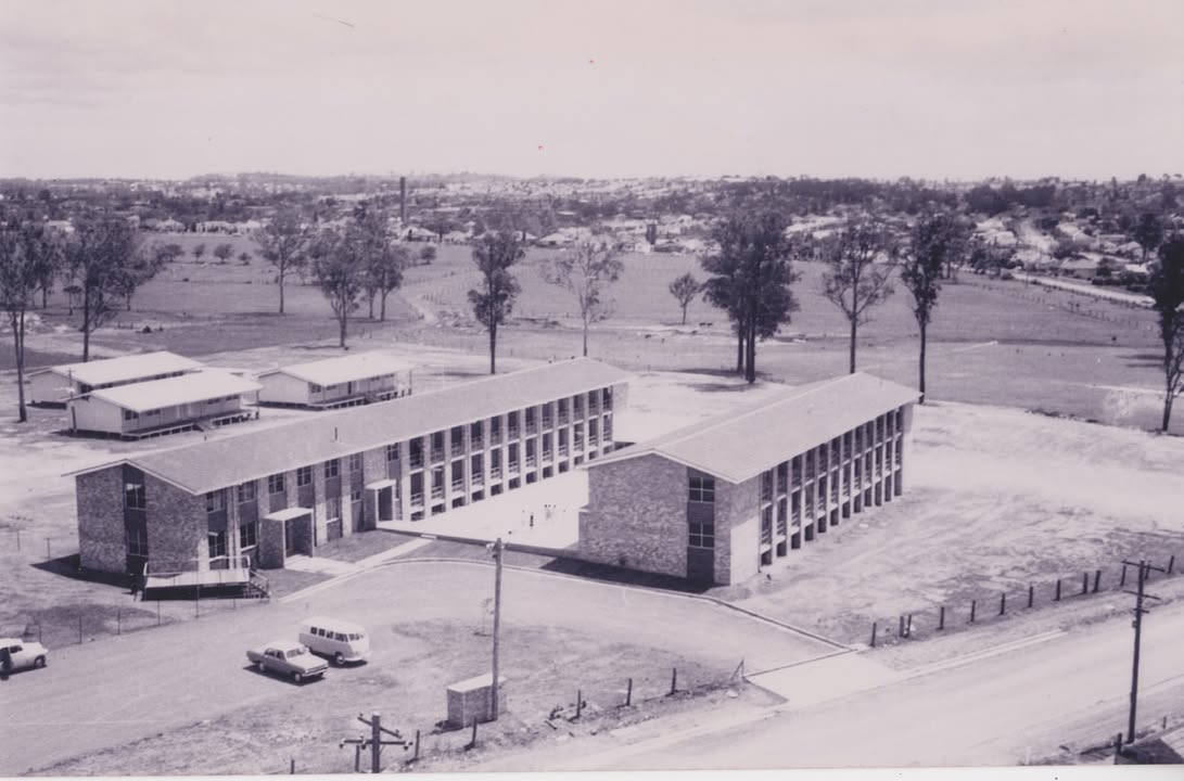 571904604499888_1581906986832973-1