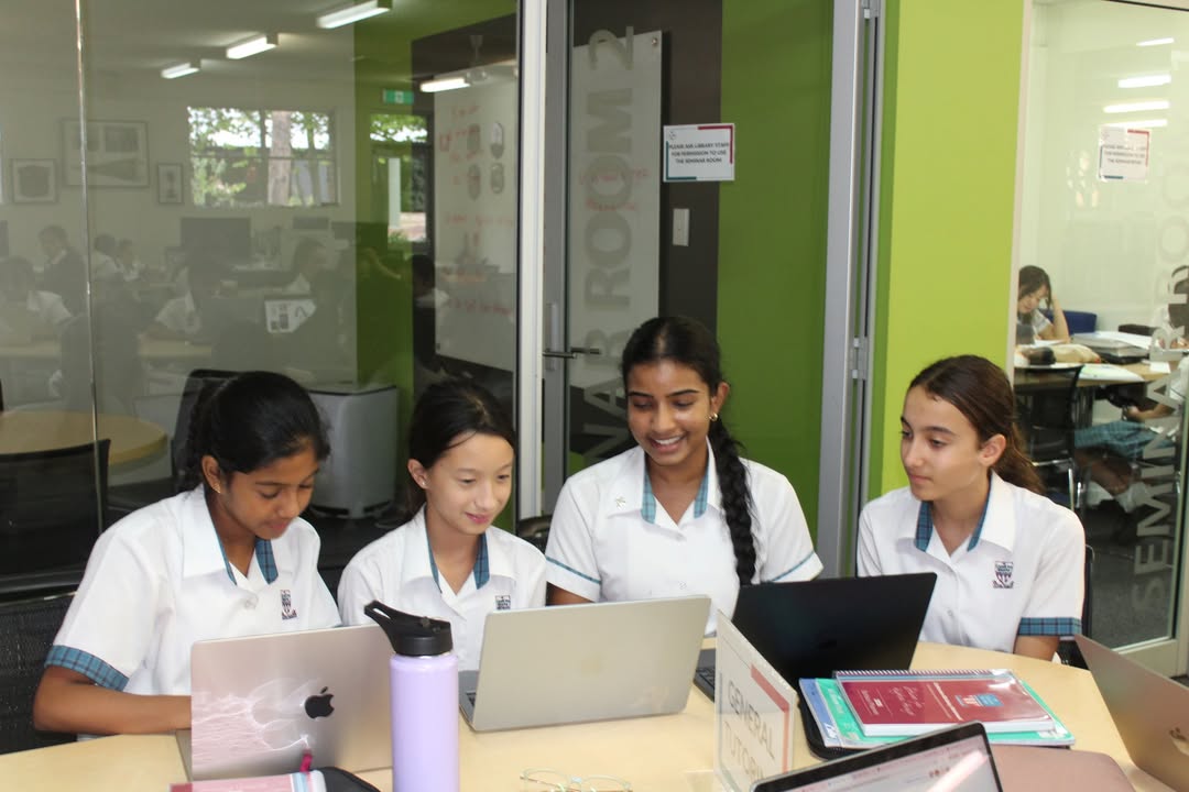 571904604499888_1585822979774707-1