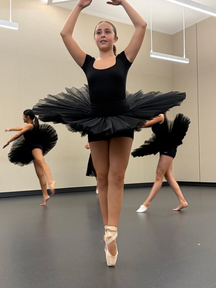 571904604499888_1590735692616769-1