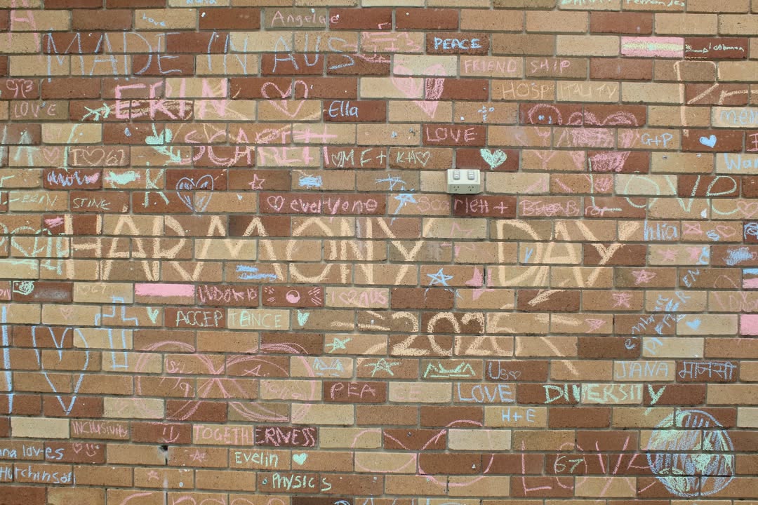 571904604499888_1591567169200288-1